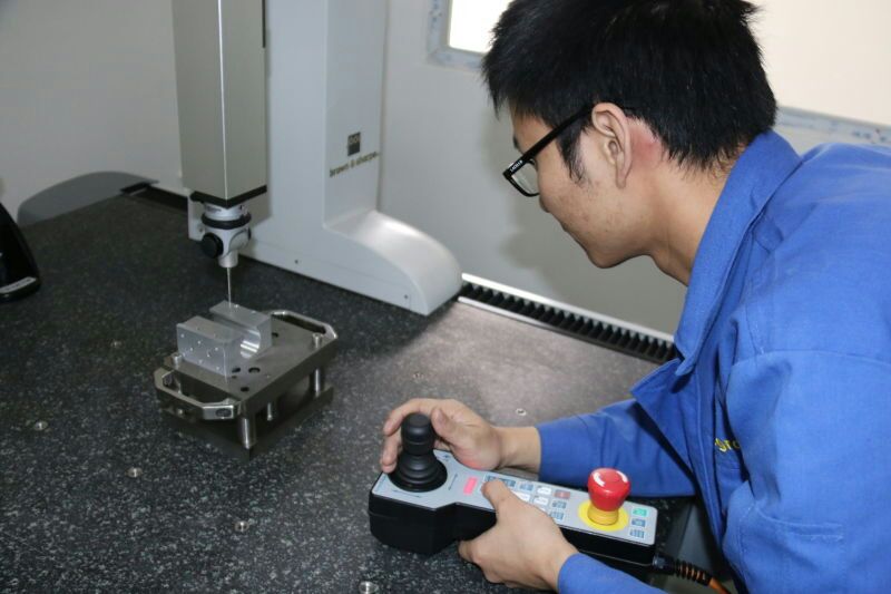   CNC machined parts. jpg